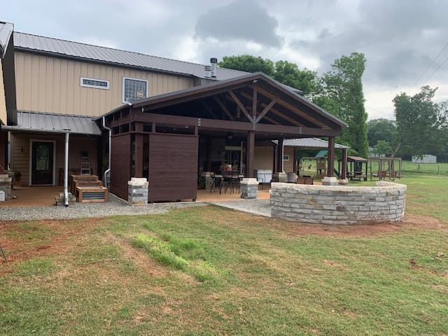 Covered porch with fire pit